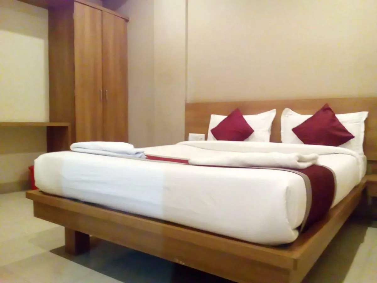 Samasth Rooms And Suits Mysore 2*,