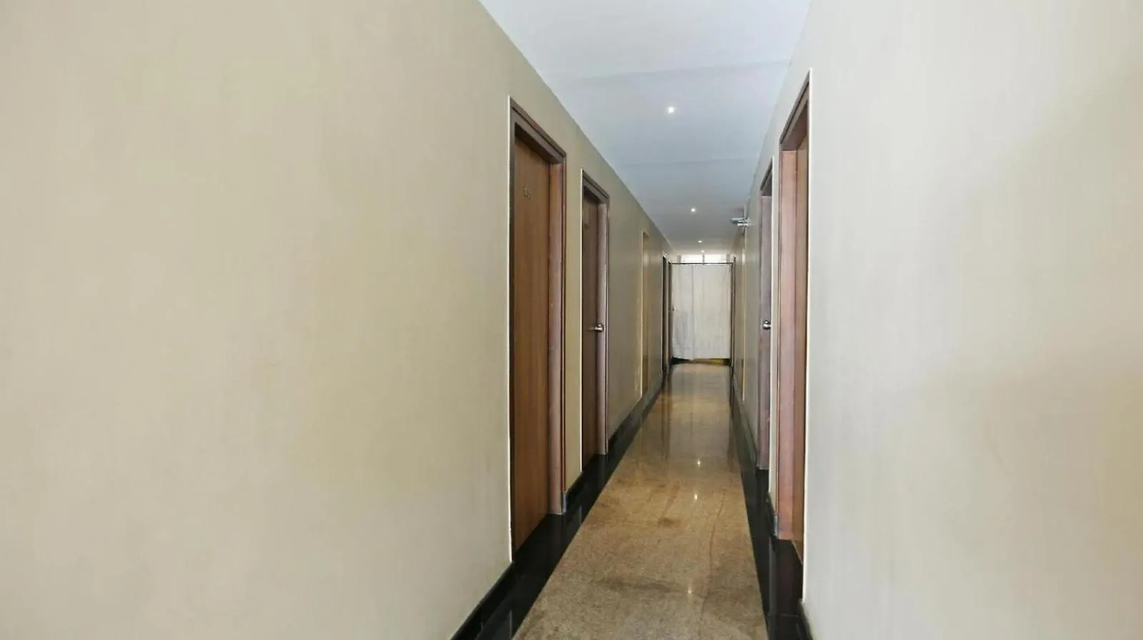 ** Hotel Samasth Rooms And Suits Mysore Indien