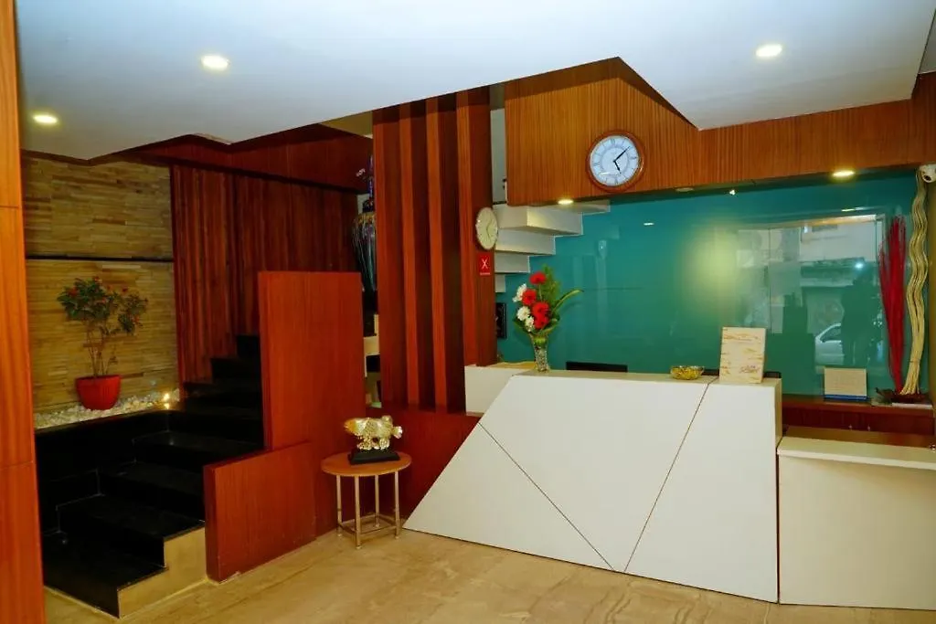 Samasth Rooms And Suits Mysore 2*,